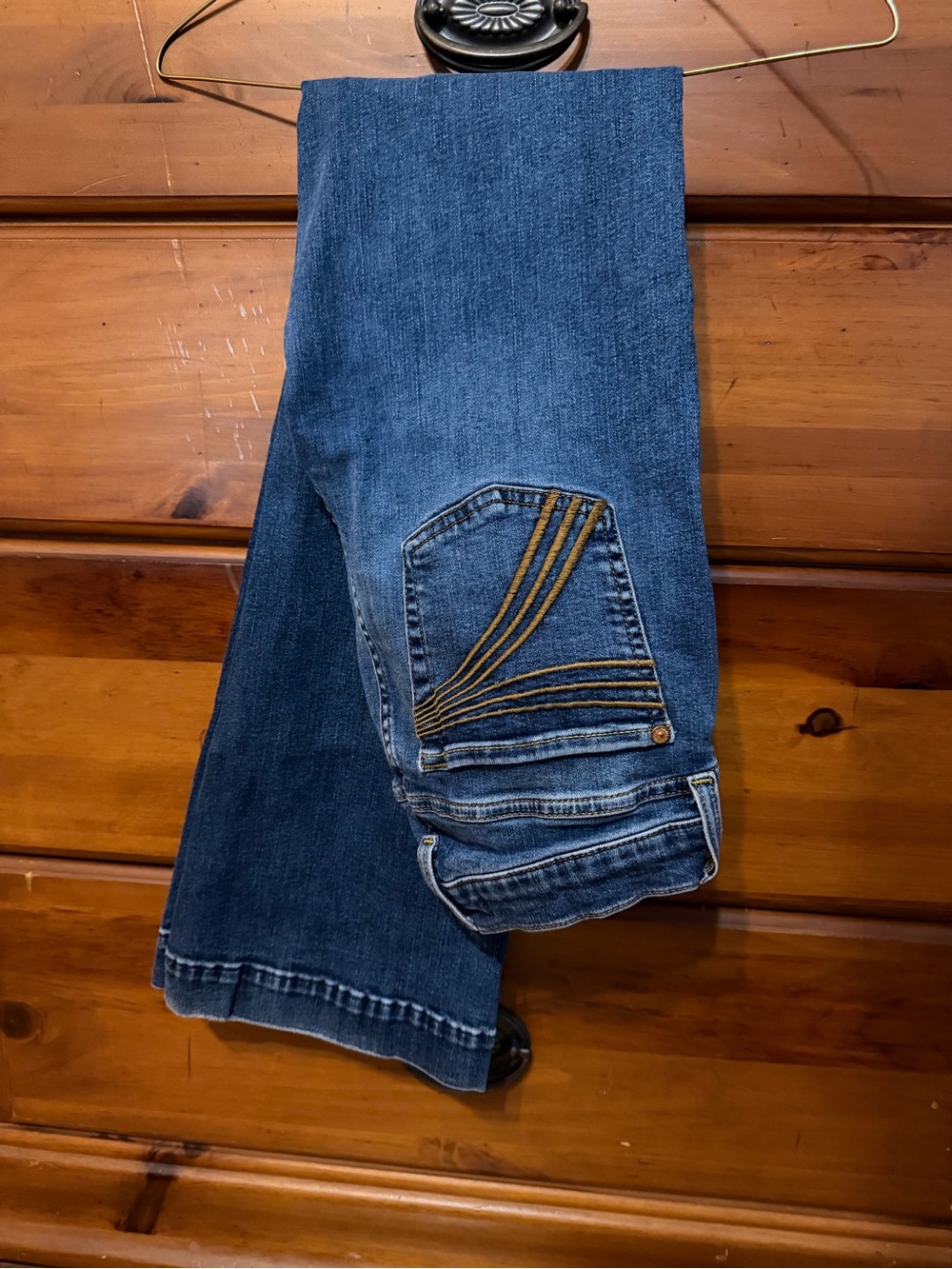 7 For All Mankind Jeans with Gold 7 Tailorless